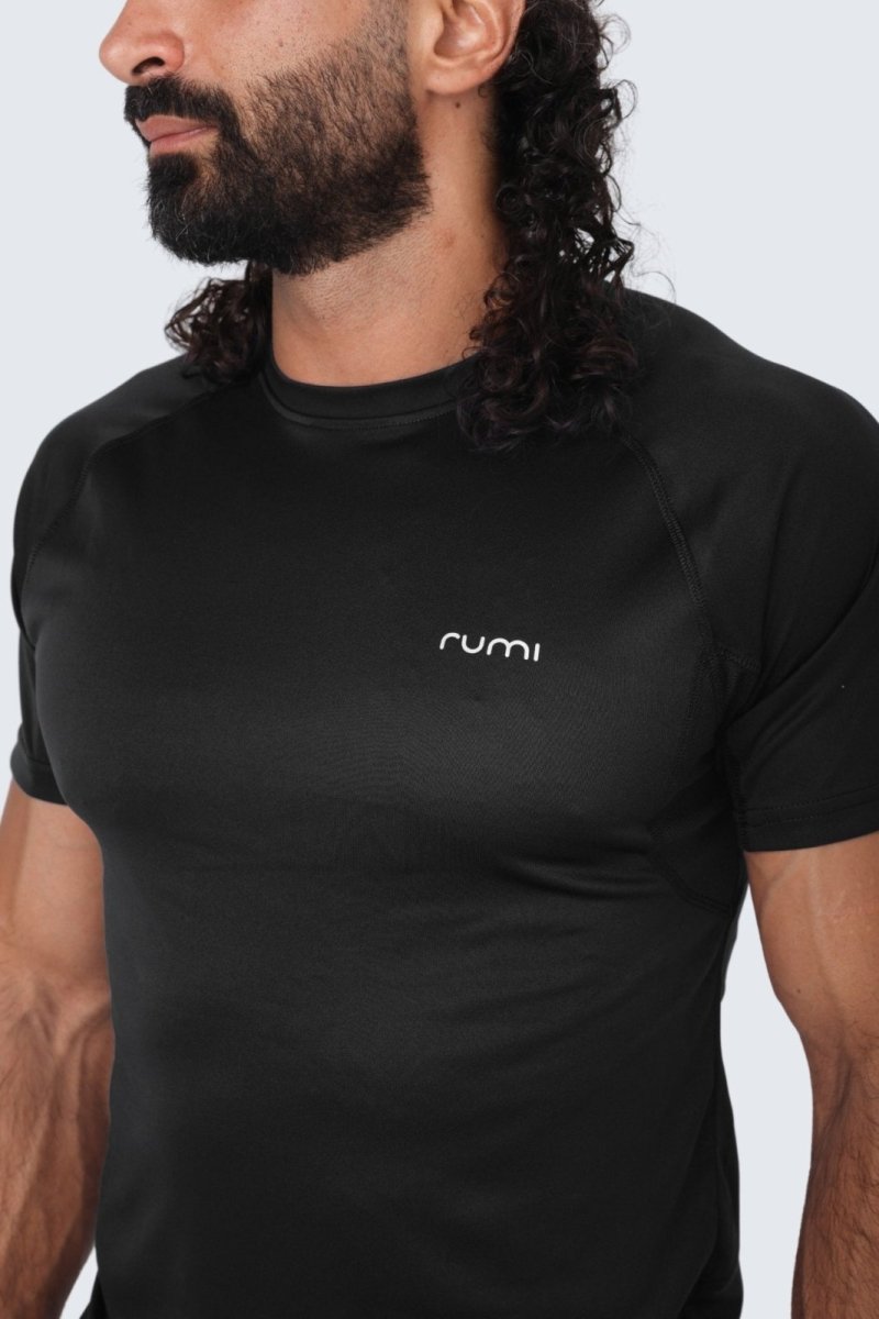 Rumi Earth - MU Star Fit Tee - Black - R521210BKP - M - Tops